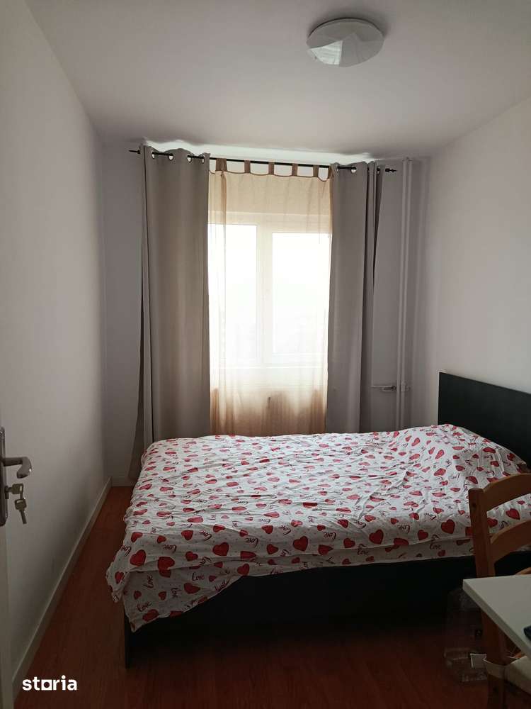 Apartament cu 3 camere de închiriat–Nicolae Titulescu stația de metrou — fotografia 1