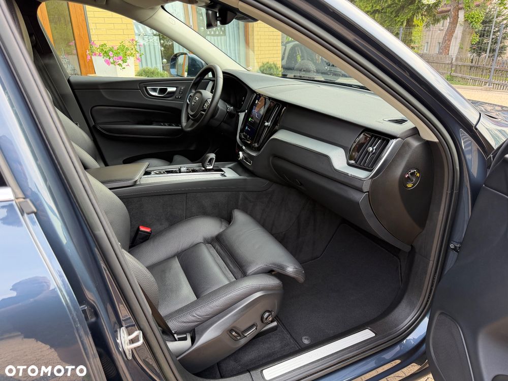 Volvo XC 60 B4 D AWD Inscription - 23