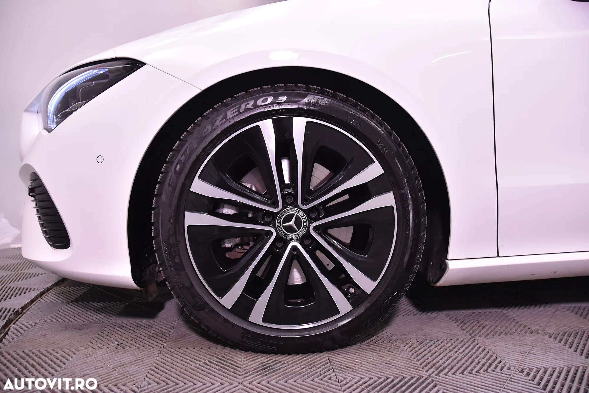 Mercedes-Benz CLA 220 MHEV 4MATIC Coupe - 13
