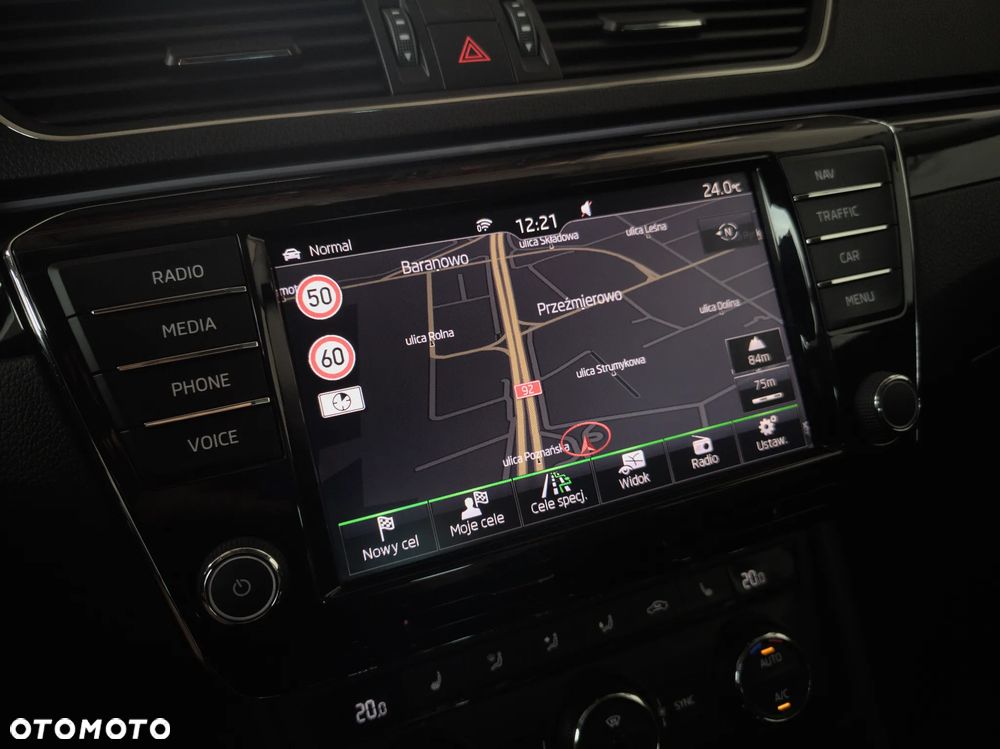 Skoda Superb 2.0 TDI DSG L&K - 25