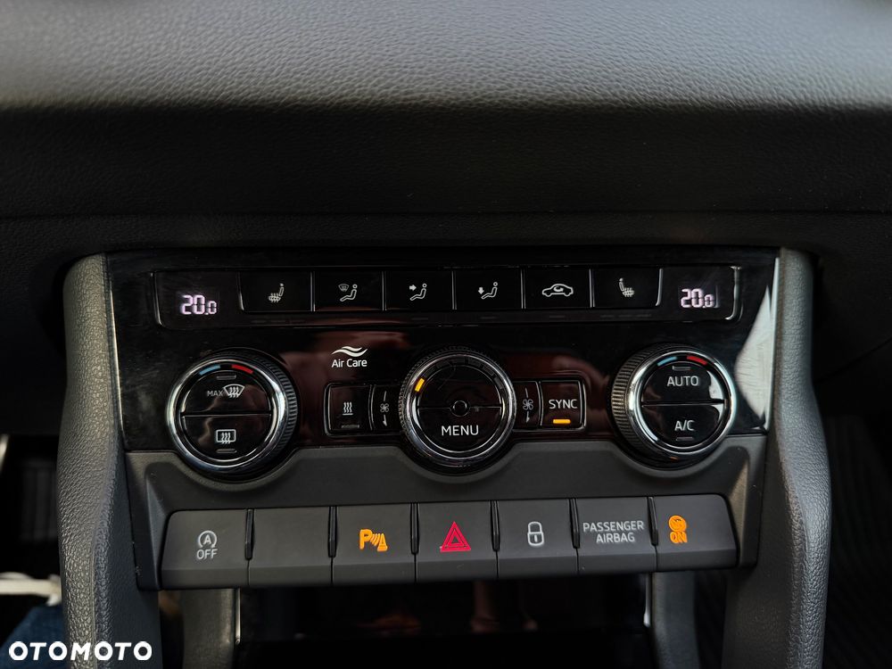 Skoda Karoq 1.5 TSI Sportline - 28