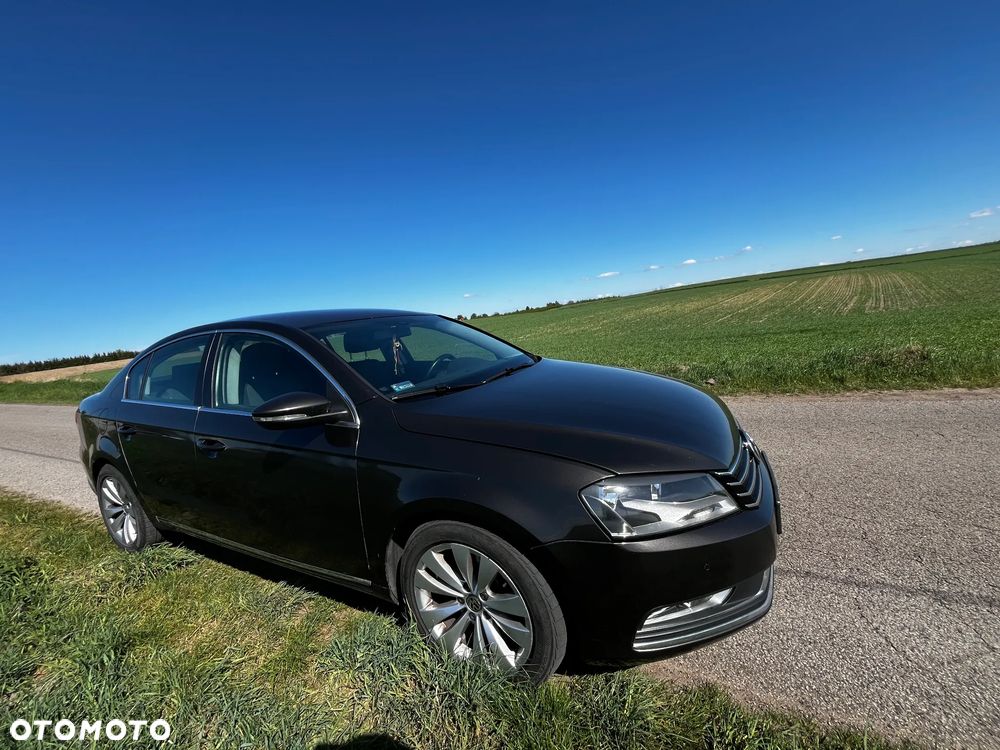 Volkswagen Passat - 9