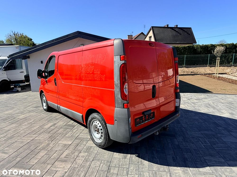 Opel vivaro - 4
