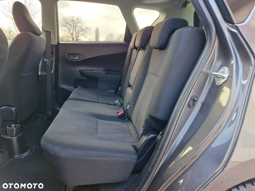 Toyota Verso S 1.33 Premium - 14