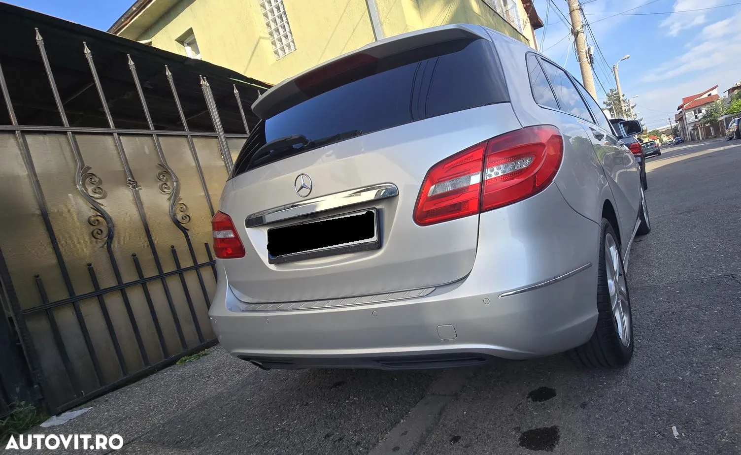 Mercedes-Benz B - 4