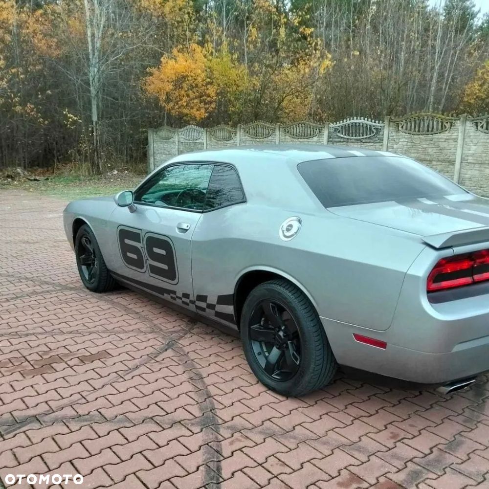Dodge Challenger 3.5 SE - 2