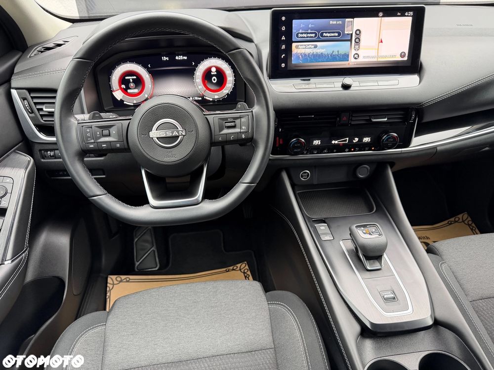 Nissan Qashqai 1.3 DIG-T mHEV N-Connecta Xtronic - 12