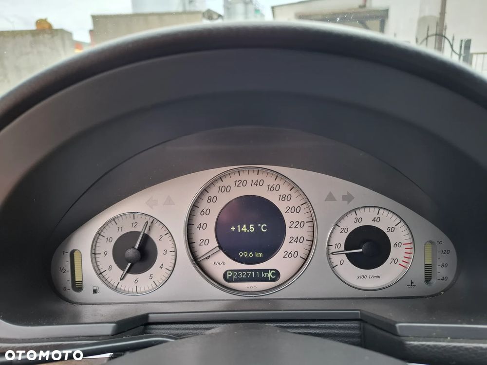 Mercedes-Benz Klasa E 320 T Avantgarde - 7