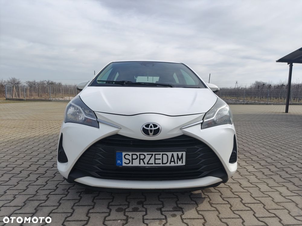 Toyota Yaris - 1