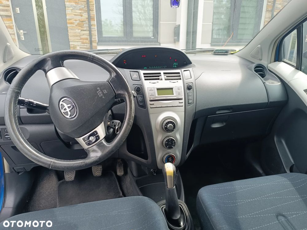 Toyota Yaris 1.4 D-4D Edition - 4
