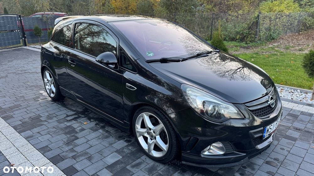 Opel Corsa 1.6 Turbo OPC Nürburgring Edition - 21