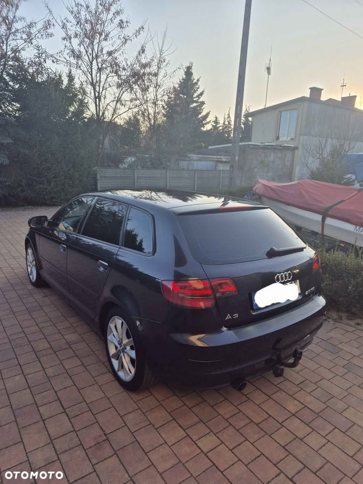 Audi A3 Sportback 2.0 TDI DPF Ambition - 2