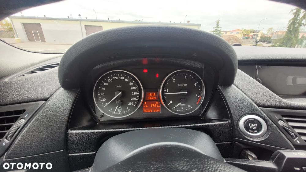 BMW X1 xDrive18d xLine - 25