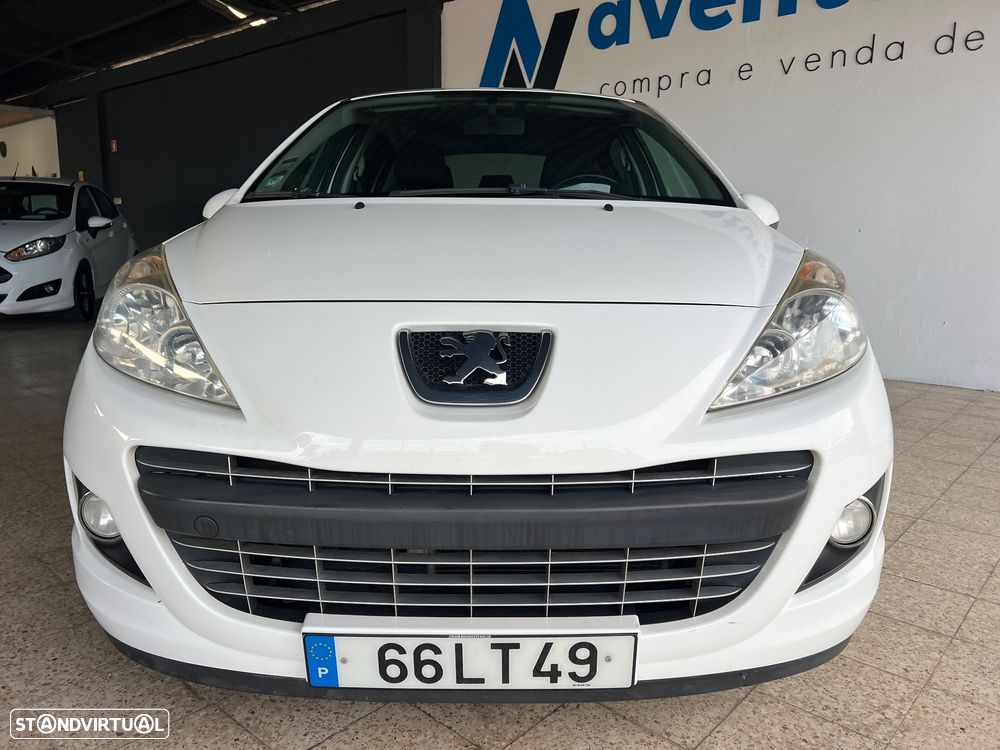 Peugeot 207 1.4 HDi Sport - 2