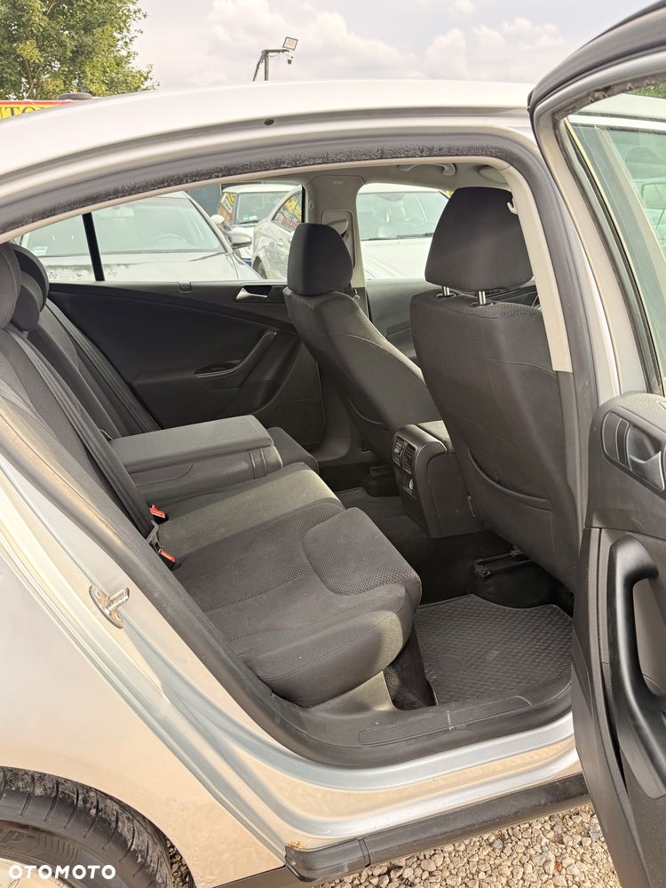 Volkswagen Passat - 7