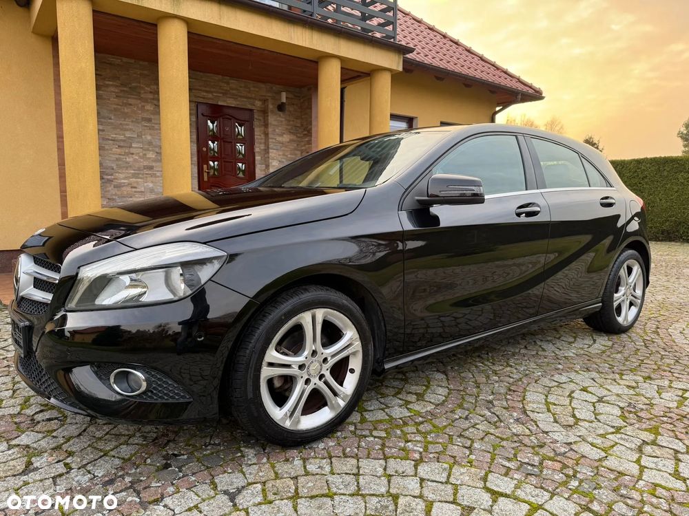 Mercedes-Benz Klasa A 180 d Activity Edition - 4