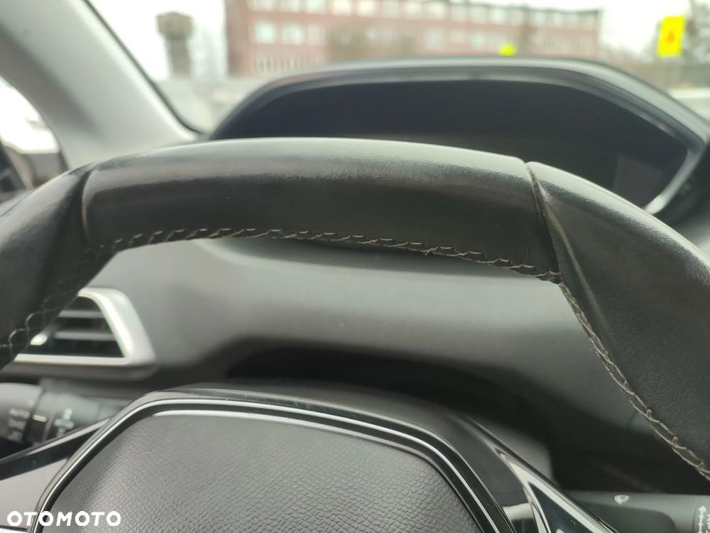 Peugeot 5008 PureTech 130 Stop & Start Active Business-Paket - 28