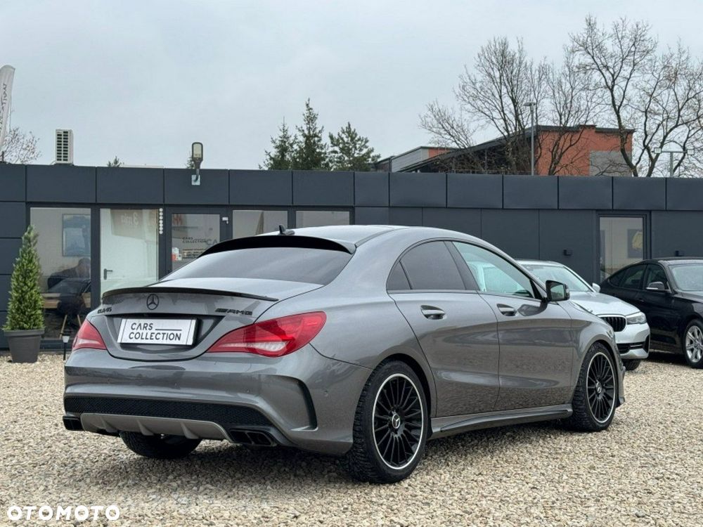Mercedes-Benz CLA - 4