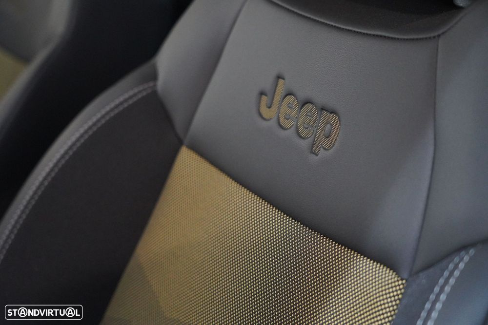 Jeep Avenger 54 kWh Summit - 30