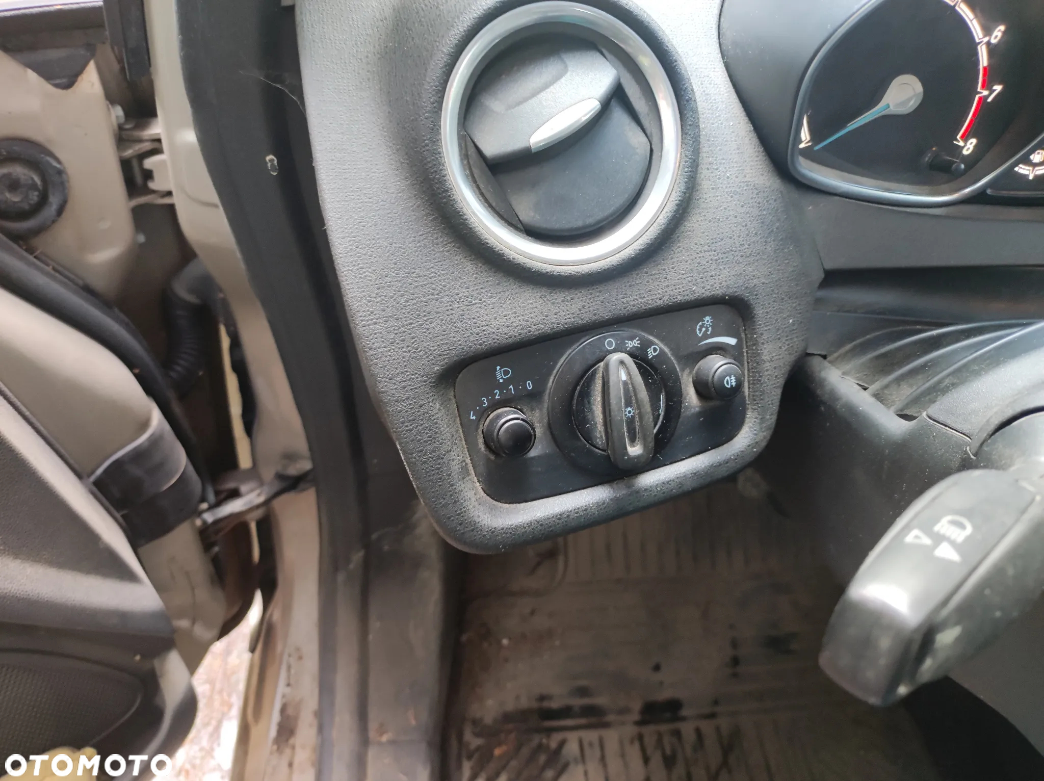 Ford Fiesta 1.0 EcoBoost Silver X - 10
