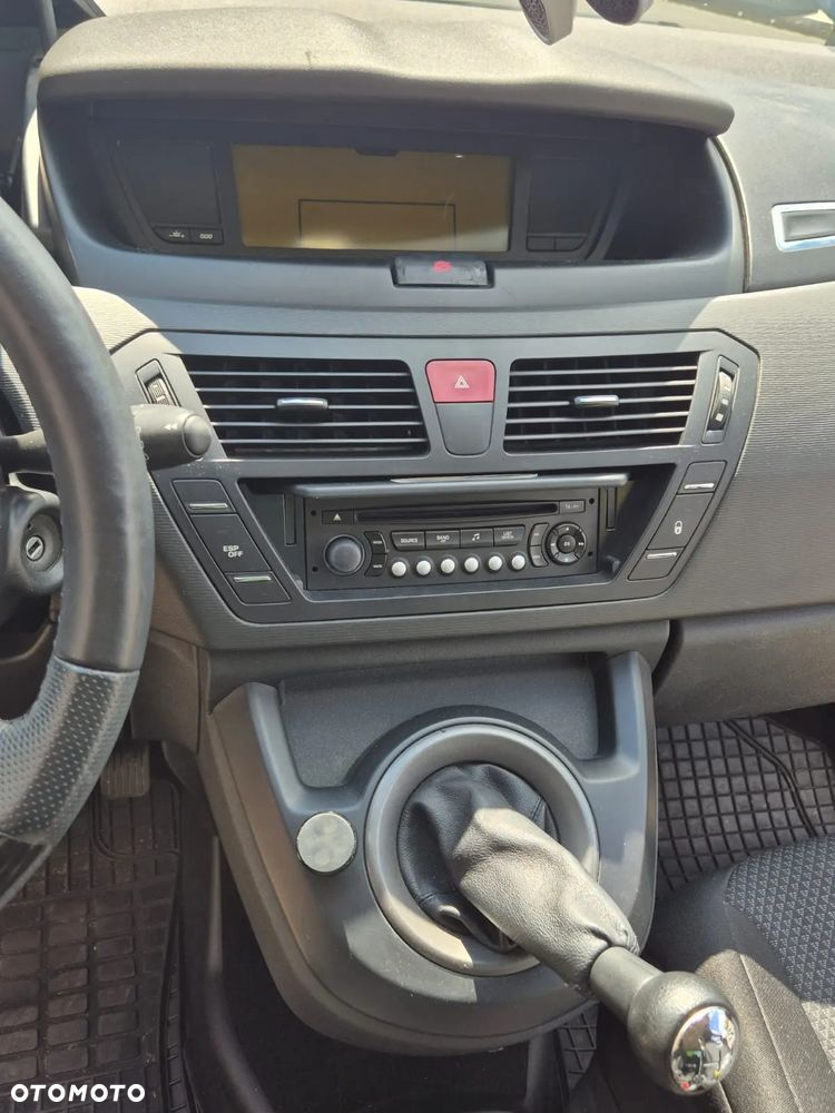 Citroën C4 Picasso - 13
