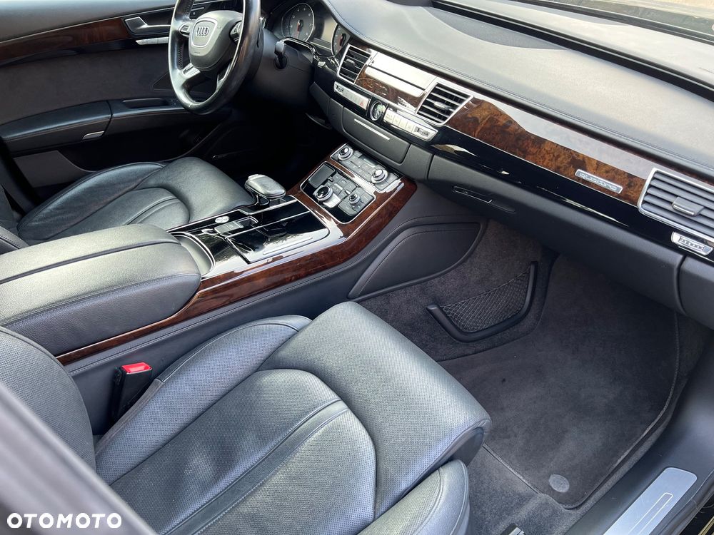 Audi A8 4.0 TFSI cylinder on demand quattro tiptronic Lang - 13