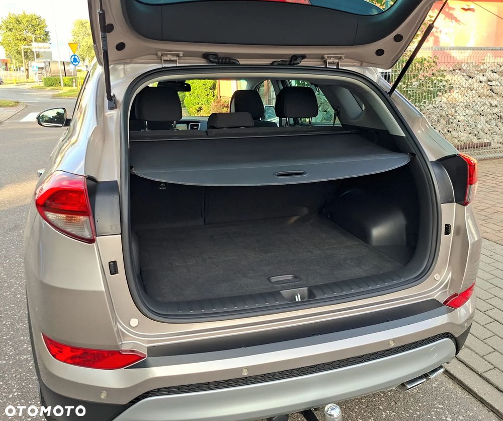 Hyundai Tucson 2.0 CRDI 2WD Style - 21