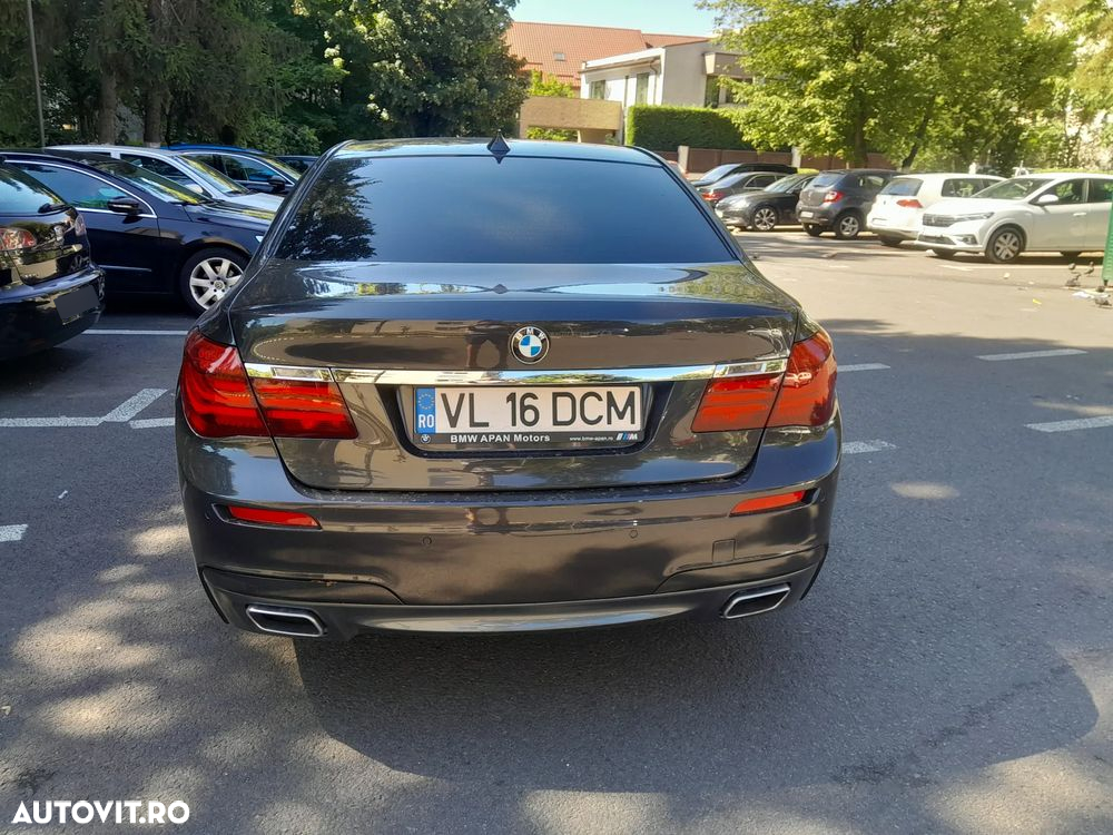 BMW Seria 7 740d xDrive - 9