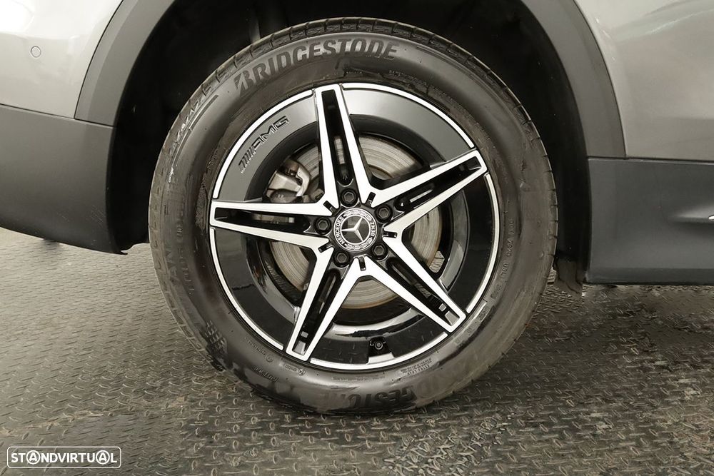 Mercedes-Benz EQB 300 4Matic AMG Line - 9