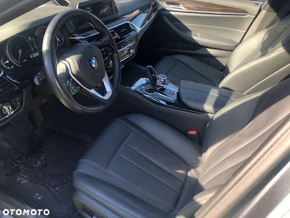 BMW Seria 5 - 12