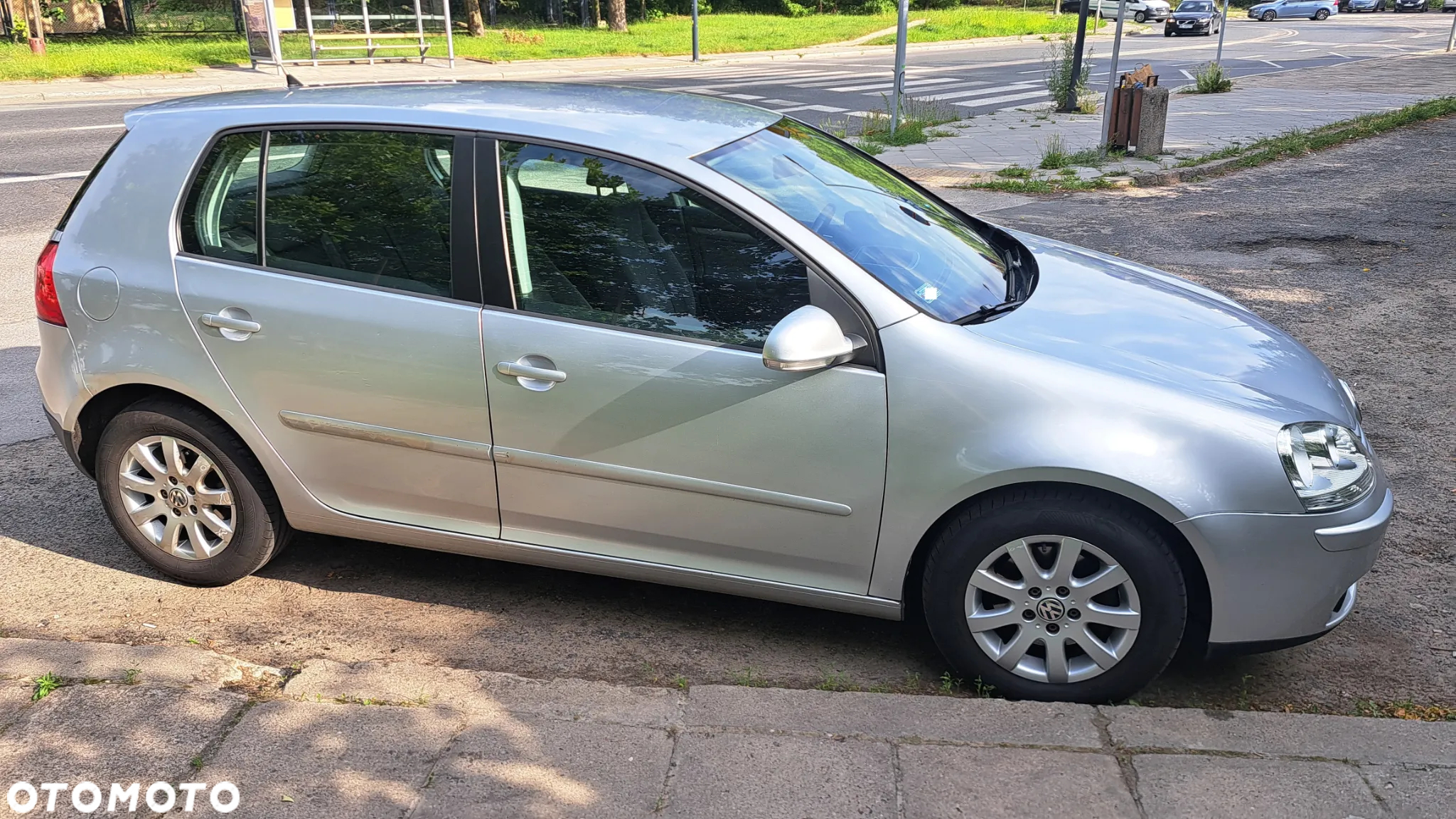 Volkswagen Golf V 1.4 TSI Comfortline DSG - 17