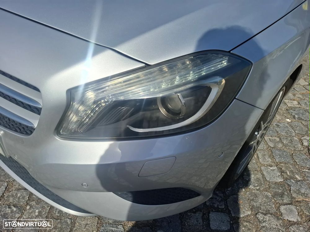 Mercedes-Benz A 180 CDI AMG Line - 14