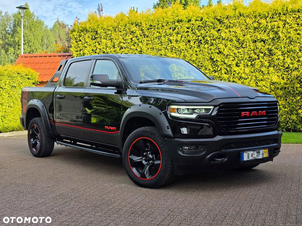 Dodge RAM 5.7 4x4 - 3