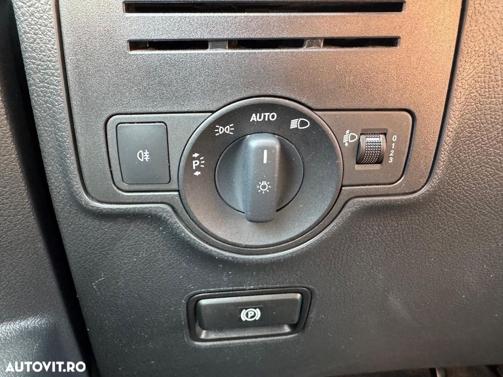 Mercedes-Benz Vito - 14