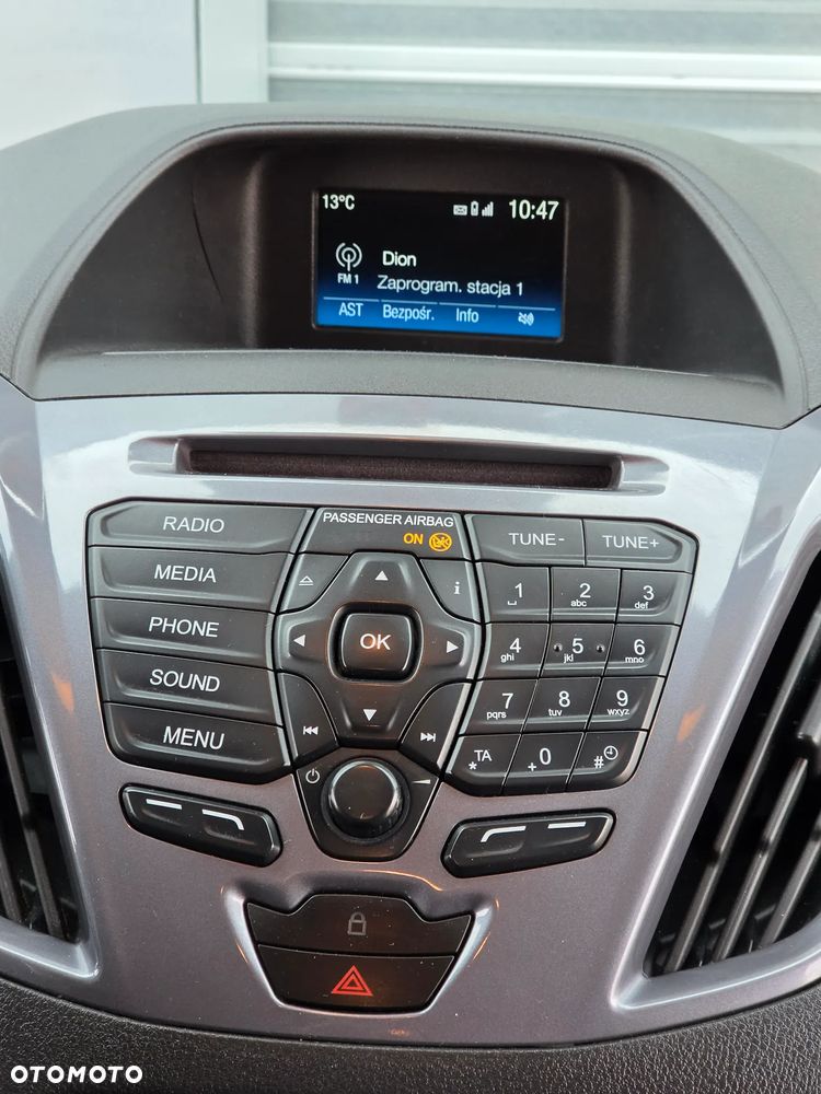 Ford Tourneo Custom 2.0 EcoBlue L1 Titanium SelectShift - 25