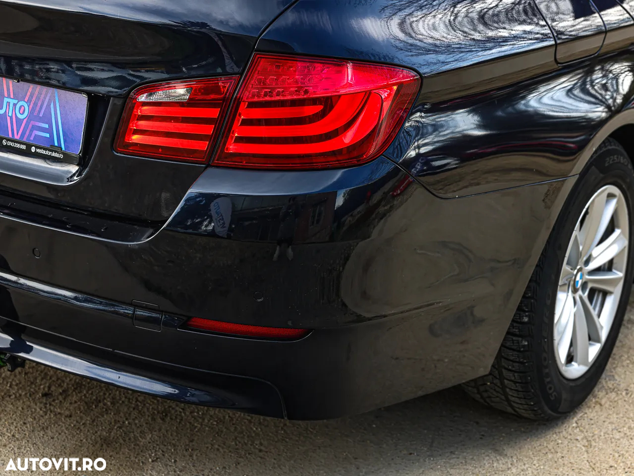 BMW Seria 5 520i Aut. - 28
