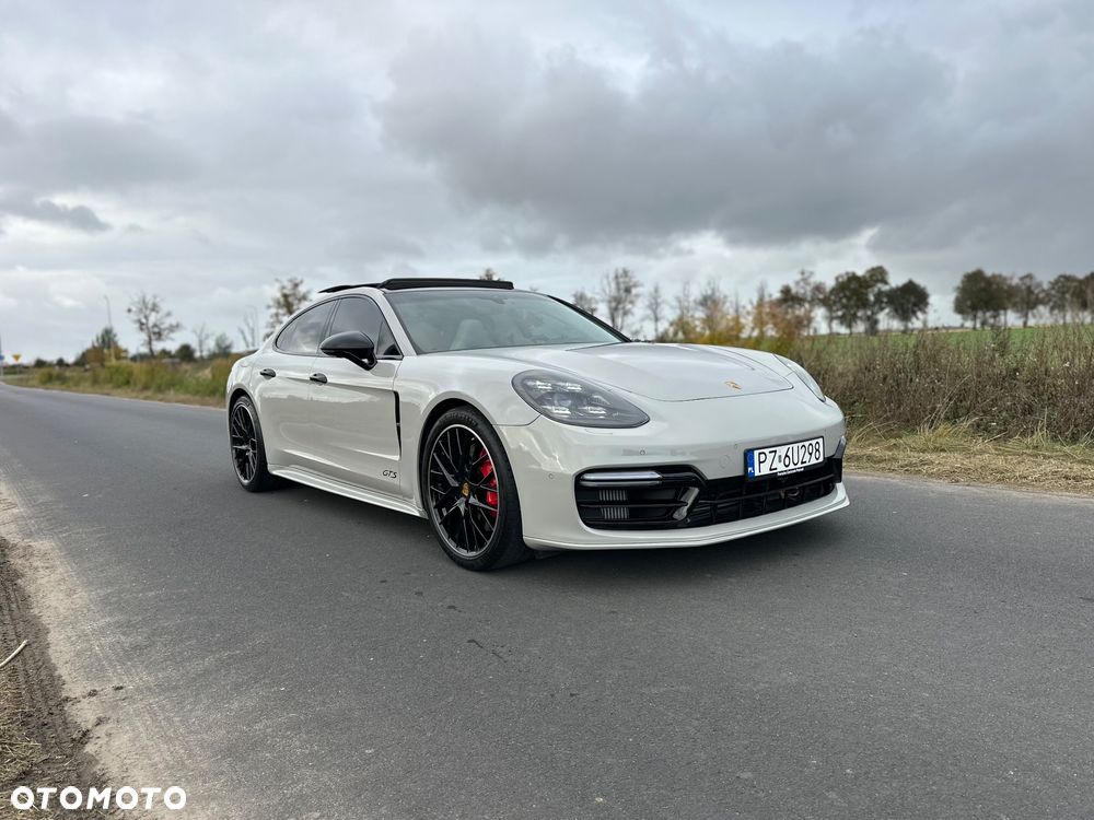 Porsche Panamera GTS GPF - 1