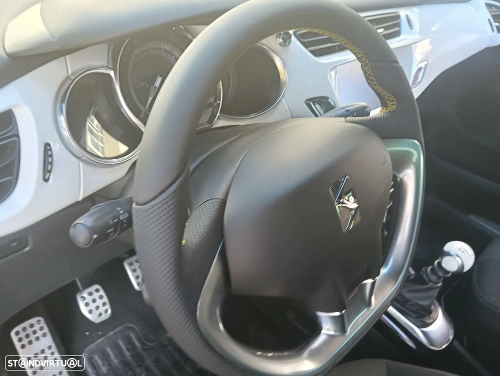 Citroën DS3 1.6 VTi So Chic - 12
