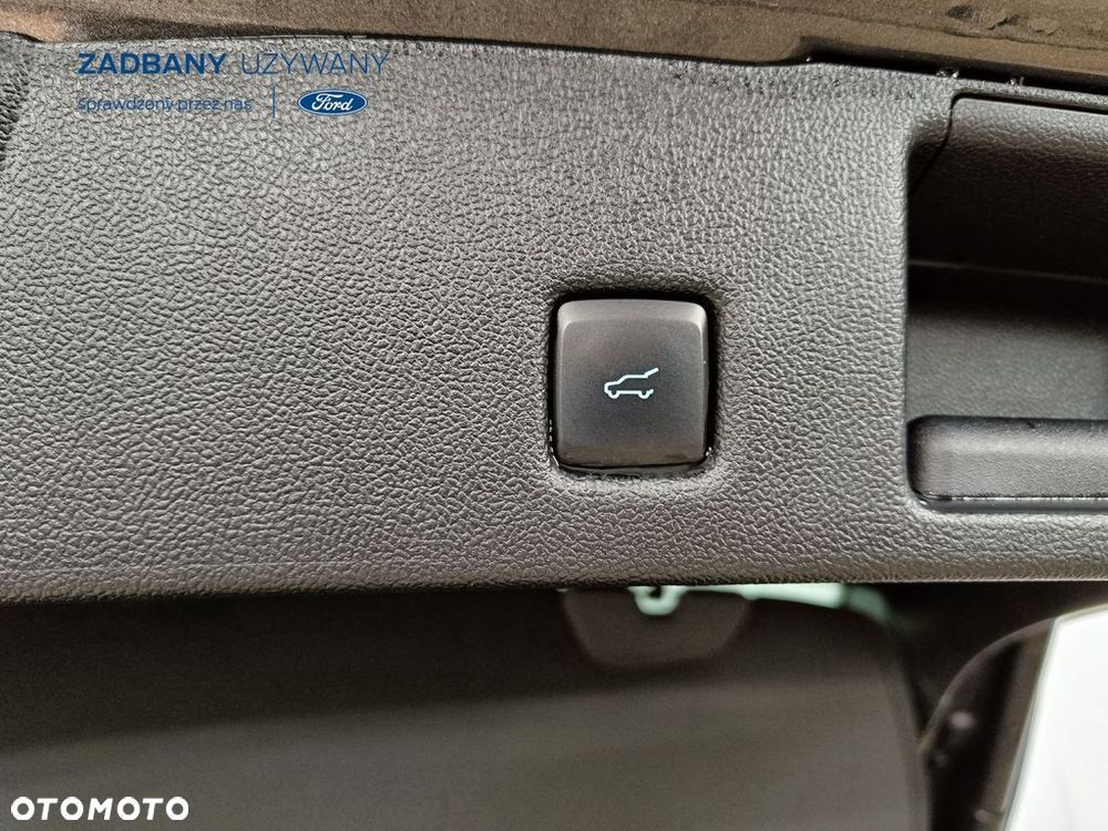 Ford Kuga 2.0 EcoBlue 4x4 TITANIUM X - 8