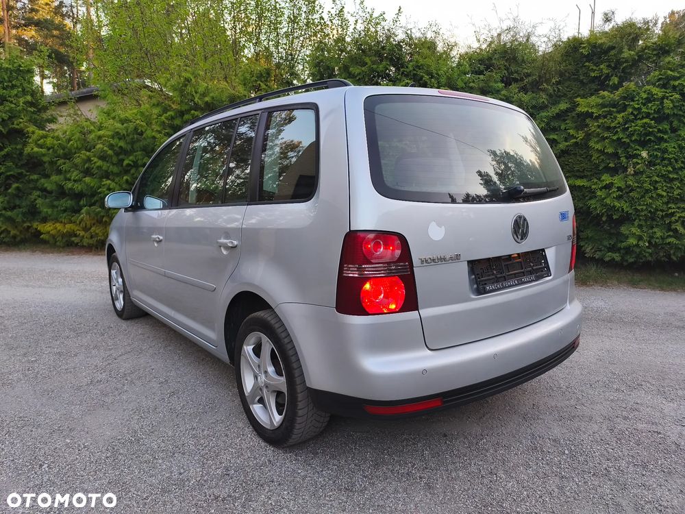 Volkswagen Touran 1.9 TDI DPF Trendline - 6