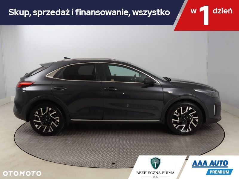 Kia XCeed - 8