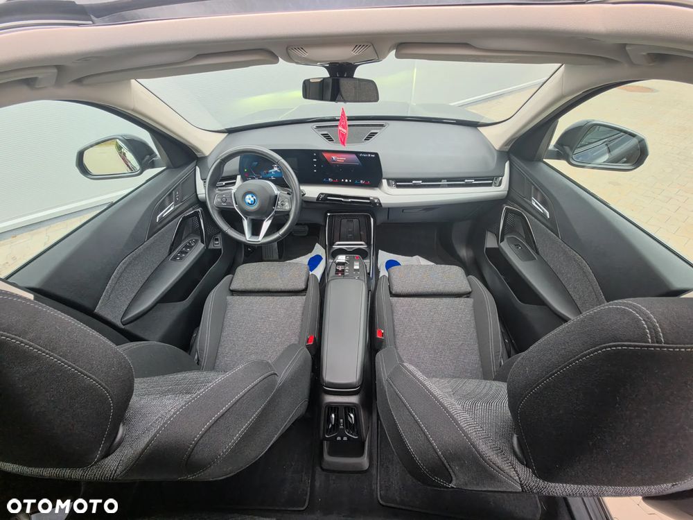 BMW iX1 eDrive20 66.5kWh xLine - 3