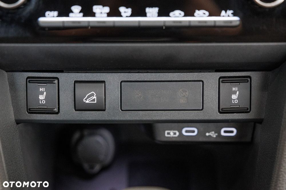 Toyota Yaris Cross Hybrid 1.5 Style AWD - 29