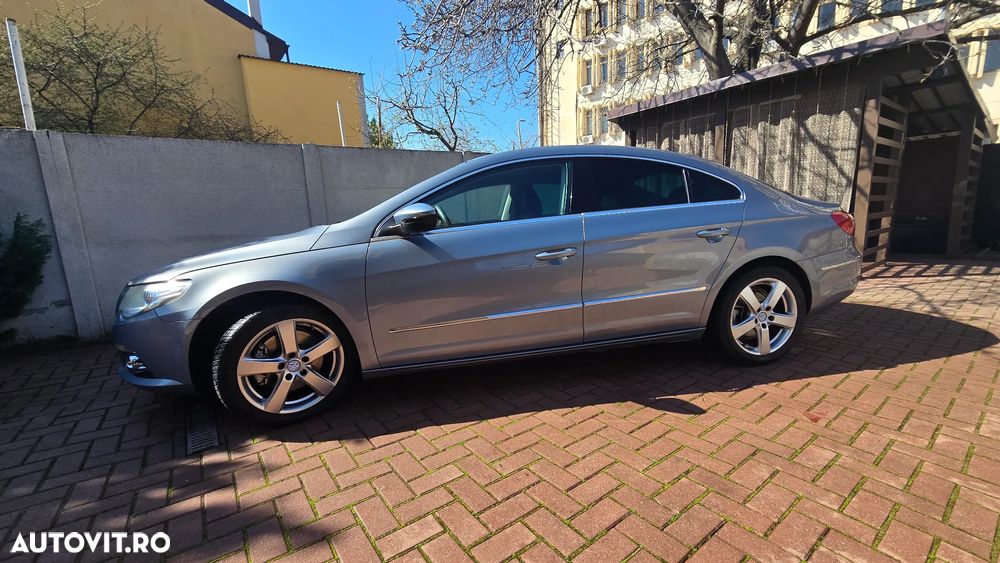 Volkswagen Passat CC - 16