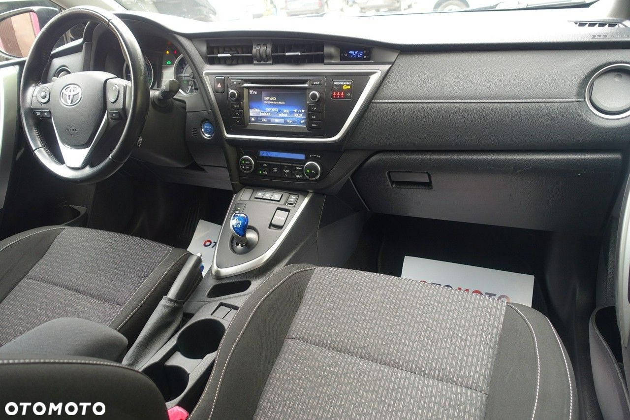 Toyota Auris - 14
