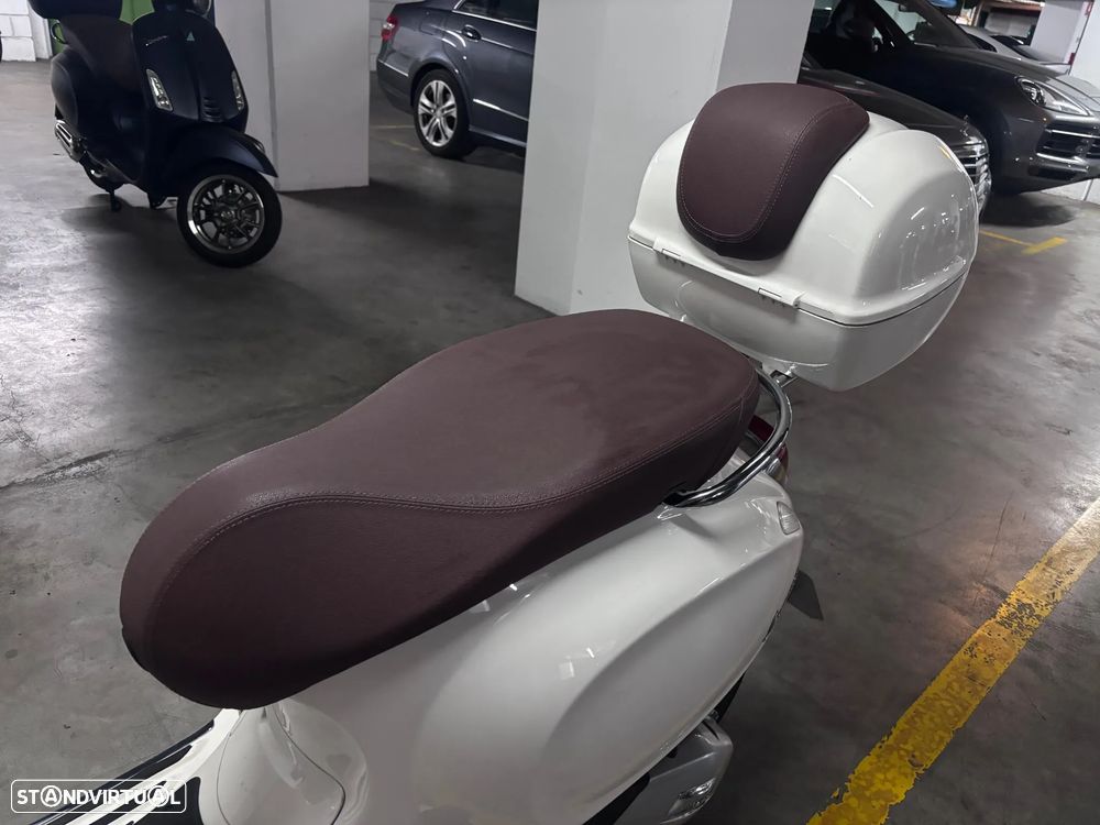 Piaggio Vespa Primavera - 14