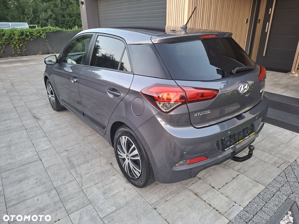Hyundai i20 - 3