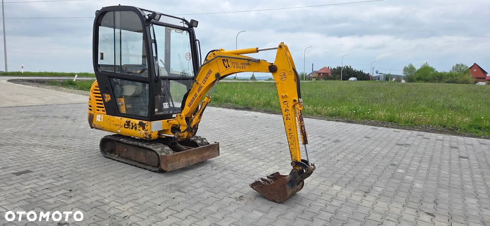 JCB 8015 - 3