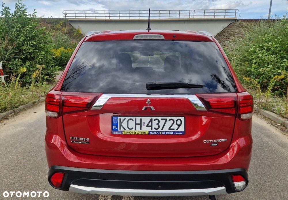 Mitsubishi Outlander 2.0 2WD SUV-Star - 7