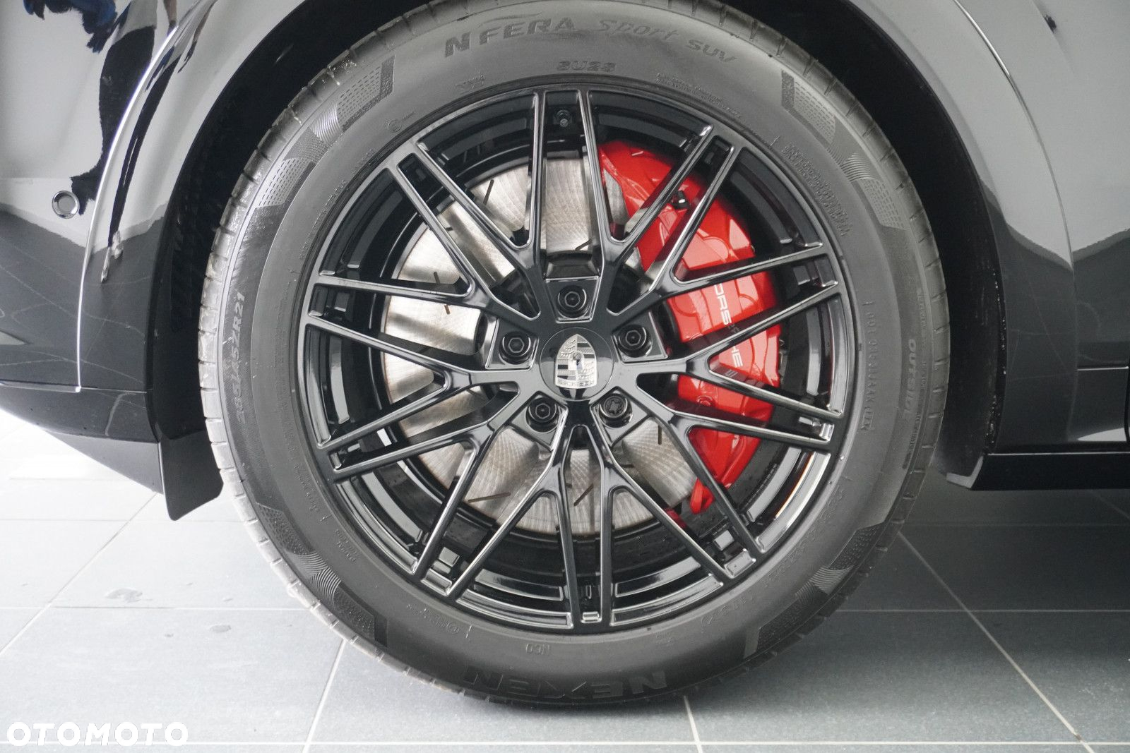 Porsche Cayenne - 4